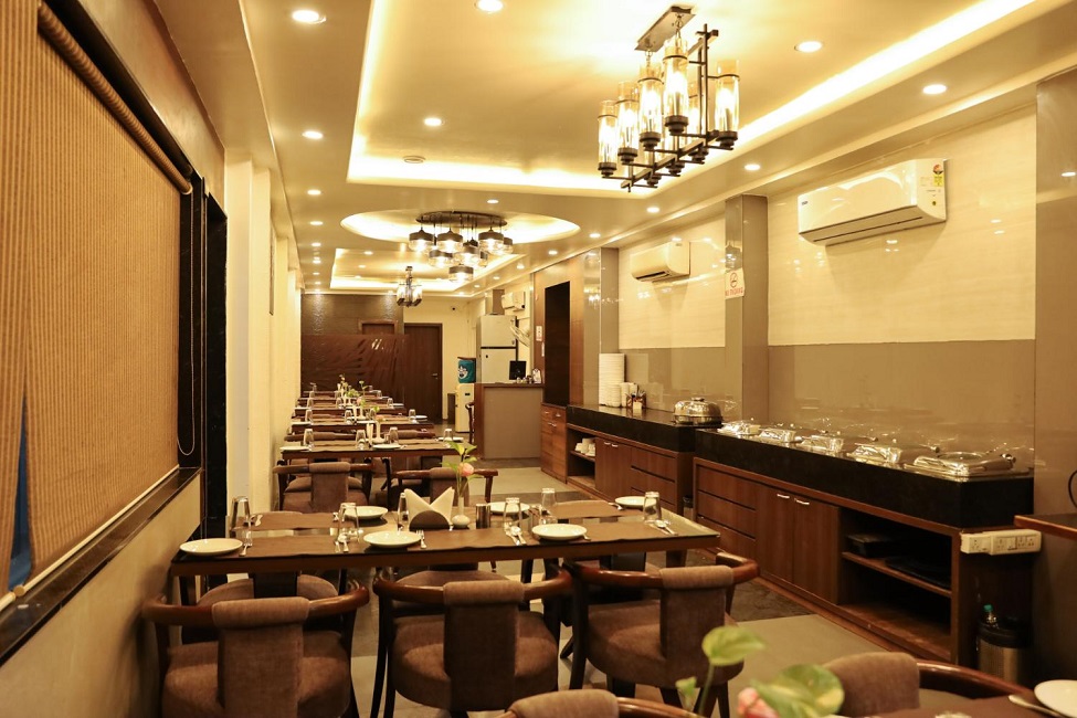 Dining Image 2