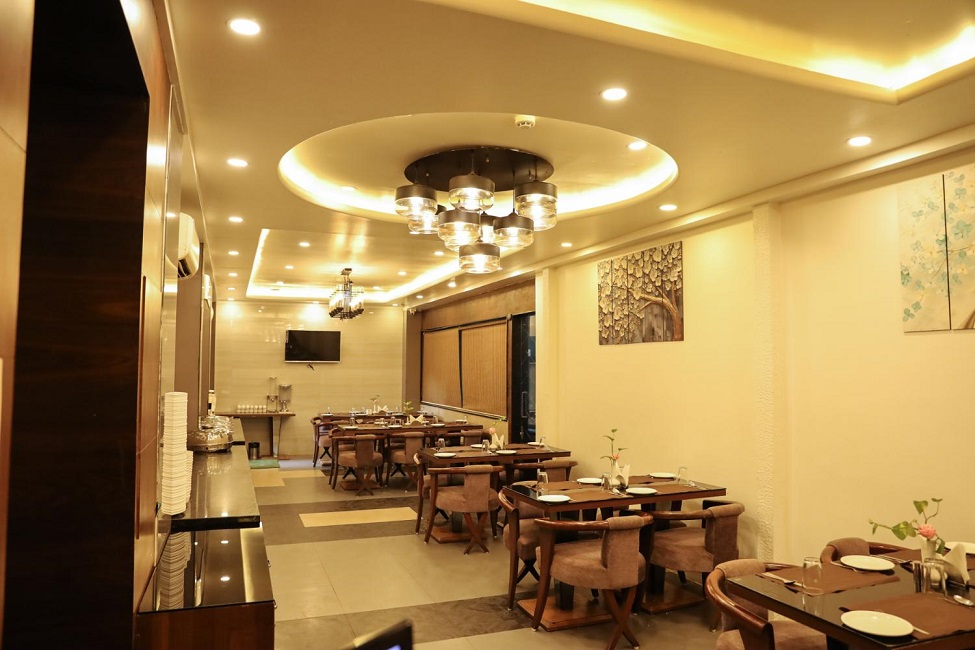 Dining Image 3
